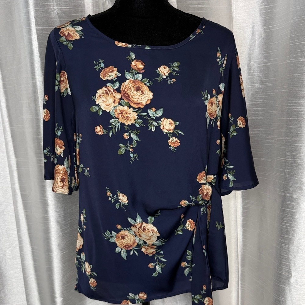 Les Amis Navy Blue Floral Blouse Cape Sleeve Side Tie Semi Sheer Flowy Women’s S - Picture 3 of 9